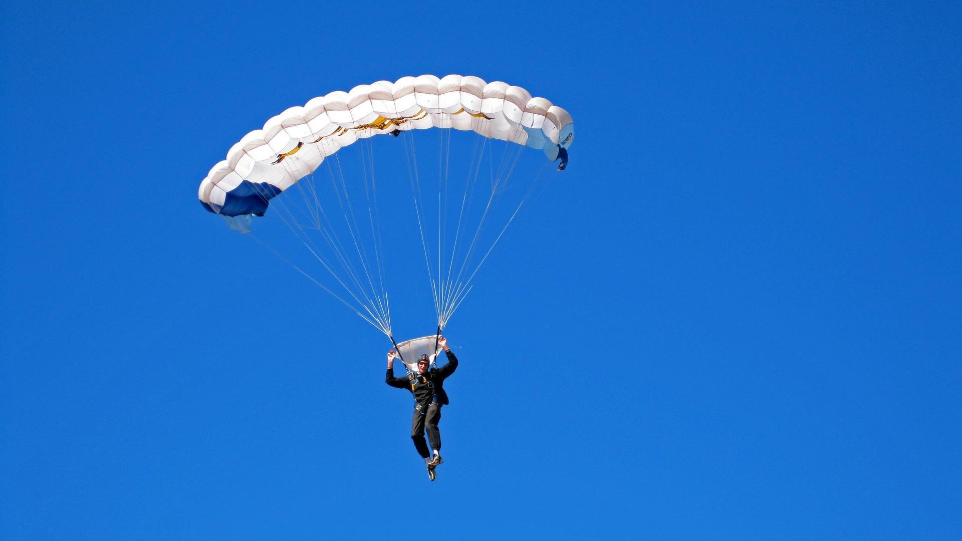 每一次冲刺都是极限挑战,极限挑战冲浪